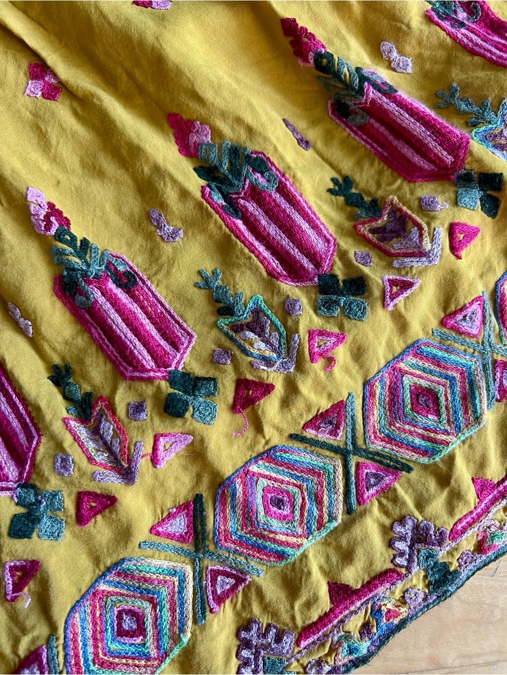 Anthropologie Floreat Embroidered, Boho V-Neck Dress, Gold, Pink, Size XS - Picture 6 of 17